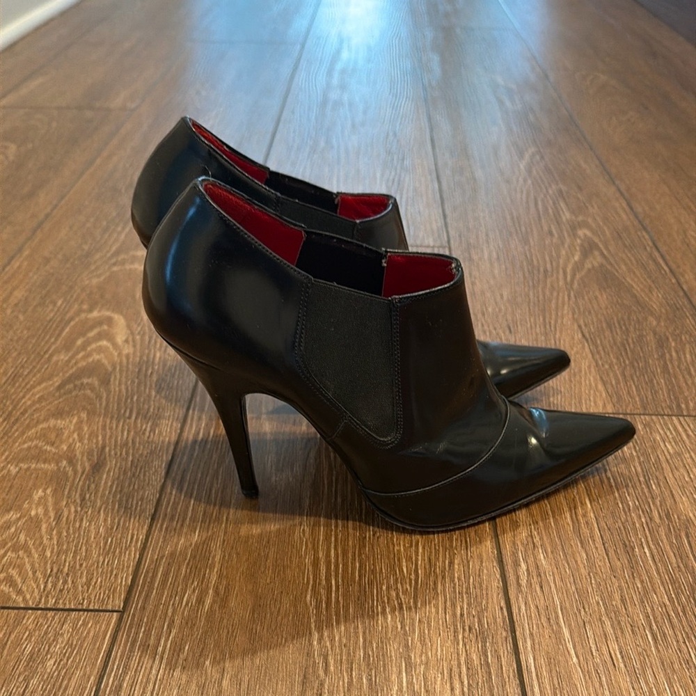 Pointed Black Leather Ankle Booties with Red Insole